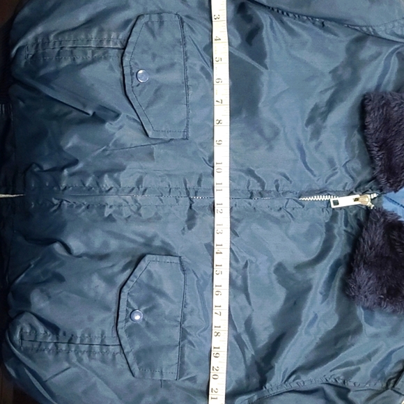 Vintage Gateway Collection Saint Louis bomber jacket. Faux fur collar. Size M. - Picture 12 of 13